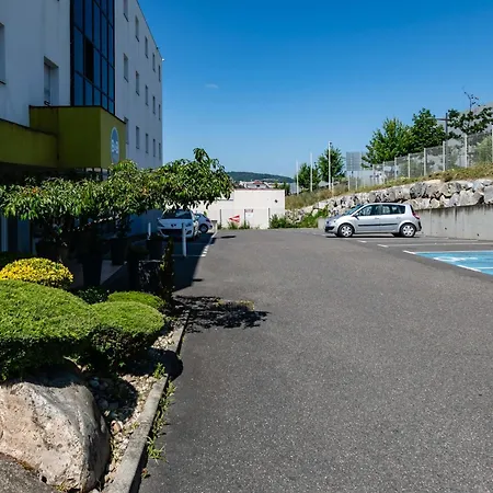 B&B HOTEL Saint-Etienne Monthieu-3