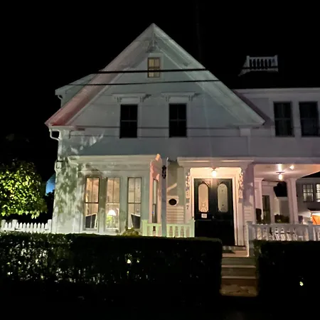 White Porch Inn-3