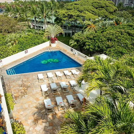 Luana Waikiki Hotel & Suites-2