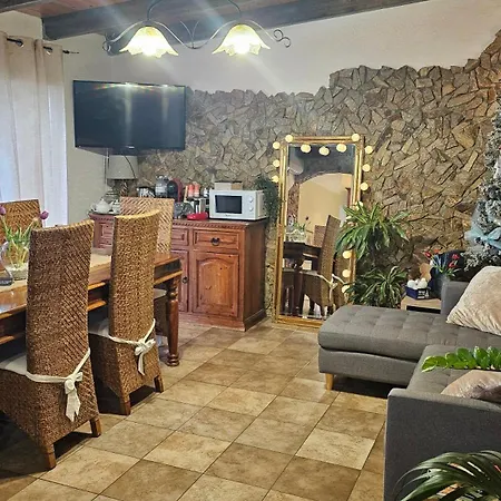 Room & Relax Eleinad-2