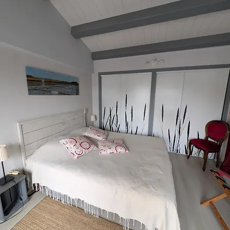 Les Yeux Bleus Bed&Breakfast-3