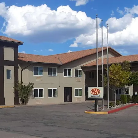 Quality Inn & Suites Grants - I-40-3