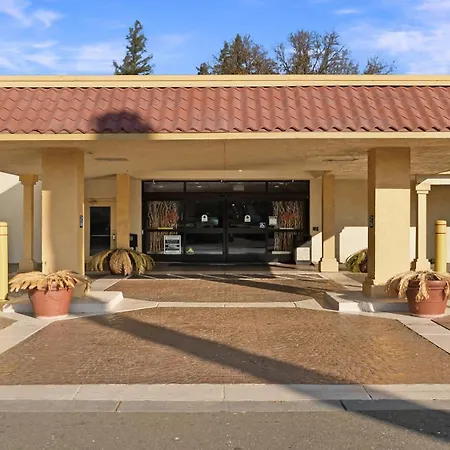 Howard Johnson By Wyndham Sacramento Downtown-3