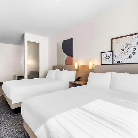 Spark By Hilton Pearland-2