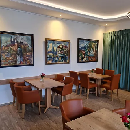 Parkhotel Senftenberg-3