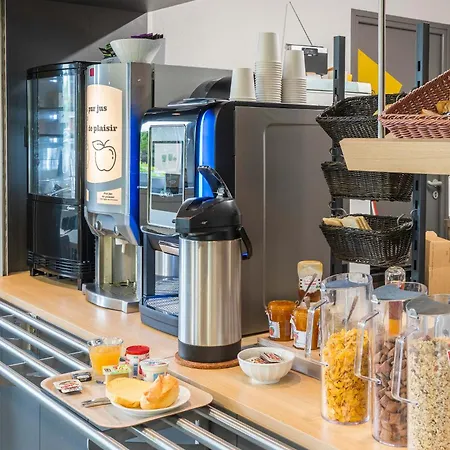 B&B HOTEL Troyes Saint-Parres-aux-Tertres-3