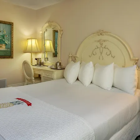 Perry Hotel-2