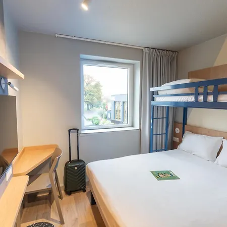 Hotel Ibis Budget Rennes Cesson-2