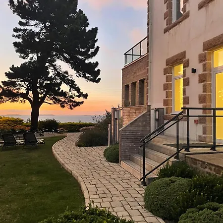 Hôtel Les Costans, The Originals Relais (Relais du Silence)-2