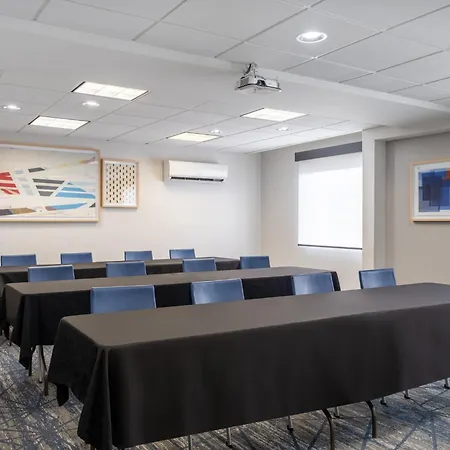 Holiday Inn Express Toledo North By Ihg-2