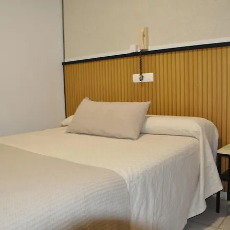 Hostal Ramón y Cajal-3