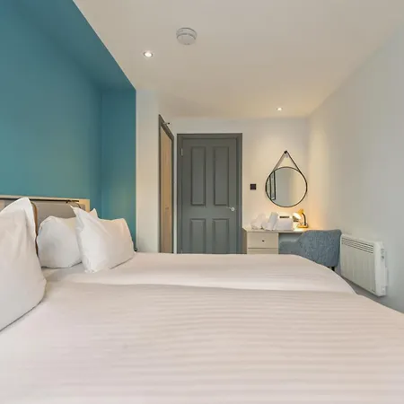 Holyrood Aparthotel-2