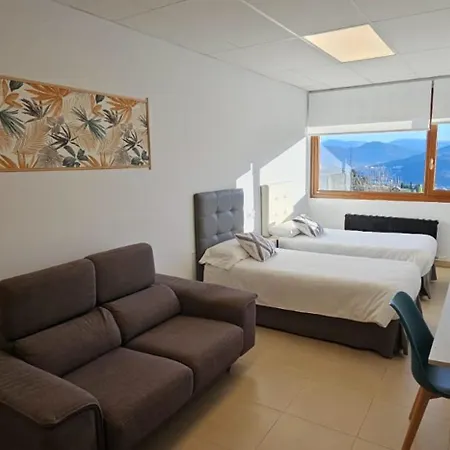 Hotel Artxanda Bilbao, Parking Gratuito en el Exterior Junto al Hotel-3