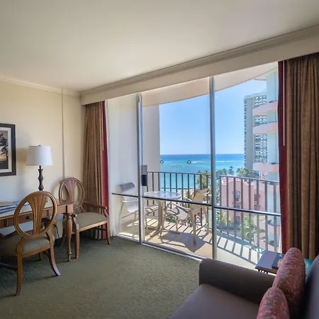 Outrigger Waikiki Beach Resort-3
