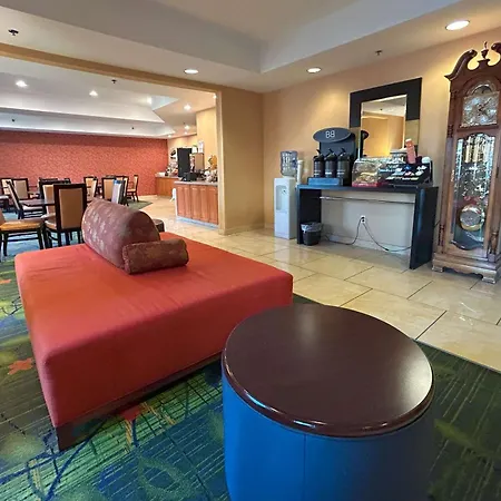 Country Inn & Suites By Radisson, Fayetteville I-95, Nc-2