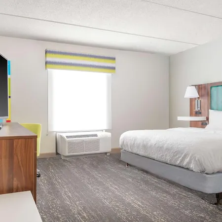 Hampton Inn & Suites Brookings-2