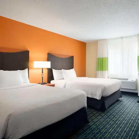 Fairfield Inn & Suites By Marriott Champaign-3