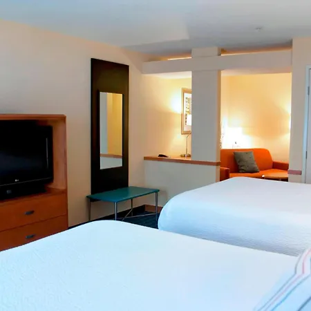 Fairfield Inn & Suites Ames-2