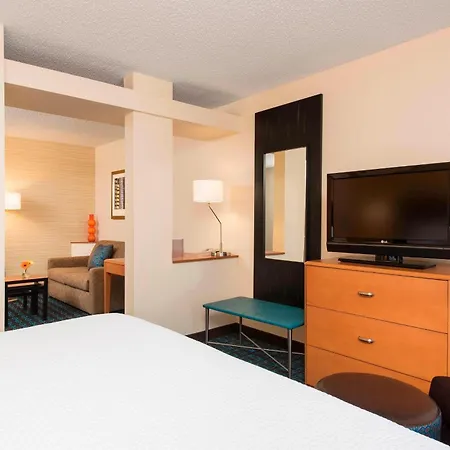 Fairfield Inn & Suites By Marriott Bloomington-3