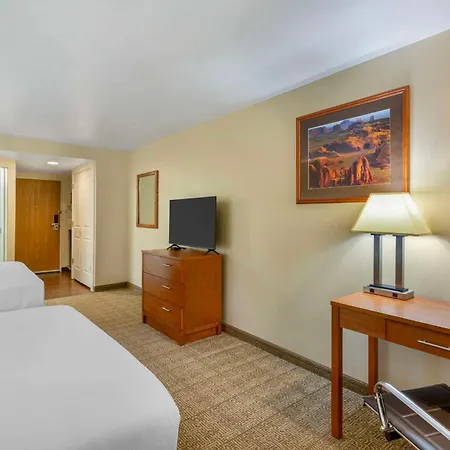 Comfort Inn Richfield I-70-2