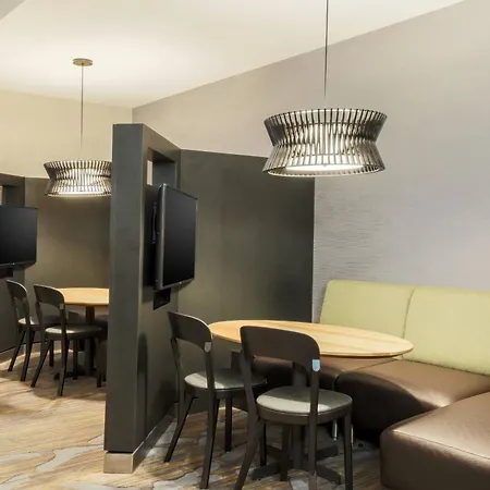 Courtyard By Marriott Pittsburgh Downtown-3