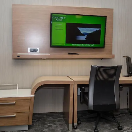 Courtyard By Marriott Morgantown-3