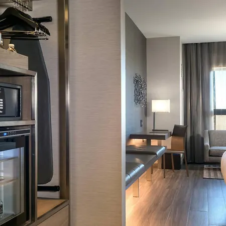Ac Hotel By Marriott Boston North-3