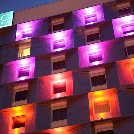 AC Hotel by Marriott Marseille Prado Vélodrome-2