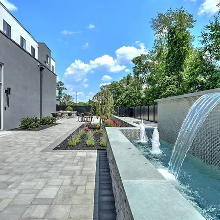 Courtyard By Marriott Deptford-2