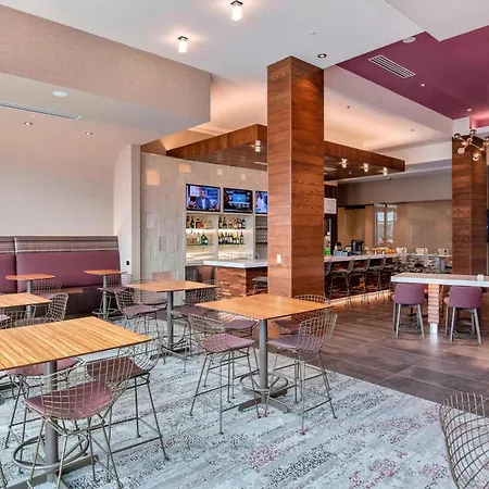Courtyard By Marriott Raleigh Cary/Parkside Town Commons-3