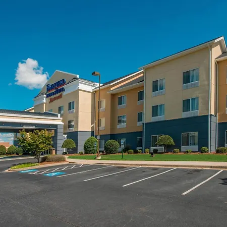 Fairfield Inn & Suites By Marriott Greenwood-3