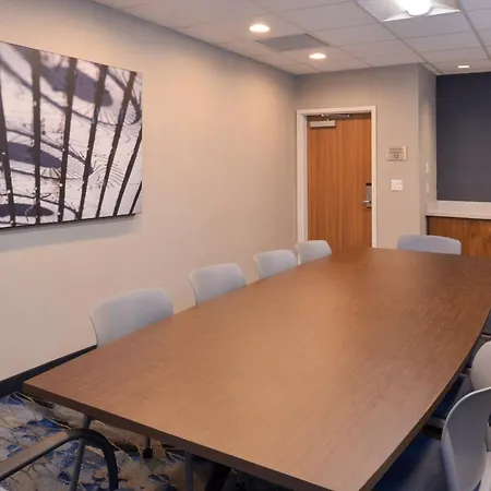 Fairfield Inn & Suites By Marriott Columbus Grove City-2
