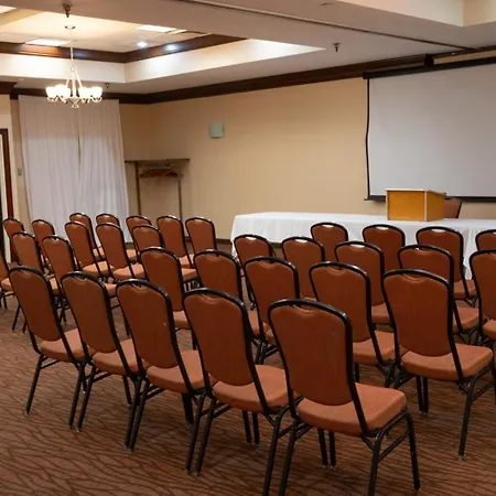Quality Inn & Suites Downtown Mansfield-3