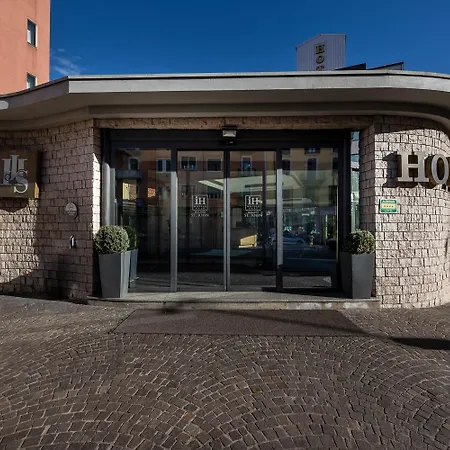 iH Hotels Milano St. John-2