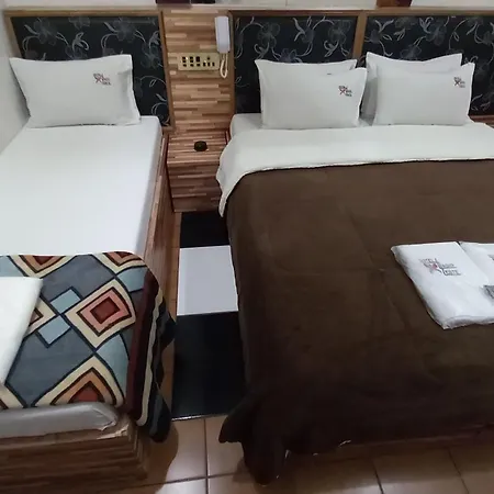 Hotel Lado Leste-2