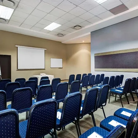 Protea Hotel By Marriott Lusaka Cairo Road-3