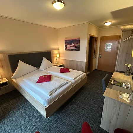 Panorama-Hotel am See-3