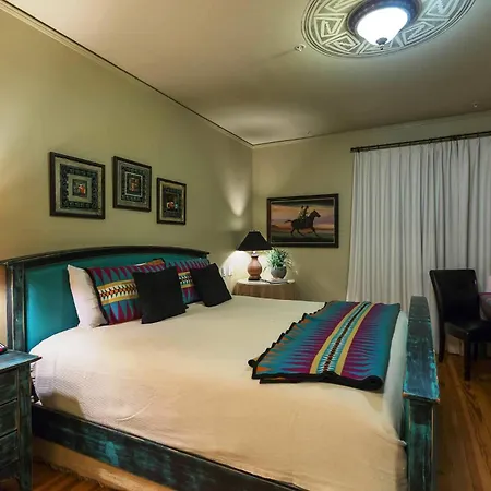 The Campbell Hotel-3