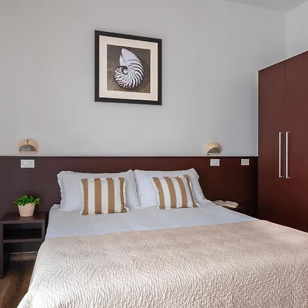 Hotel Carmen-3