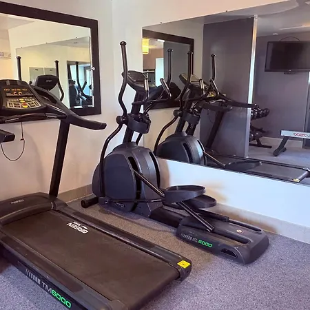 Microtel Inn & Suites By Wyndham Denver Airport-2