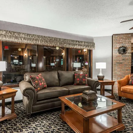 Baymont By Wyndham Cambridge-2