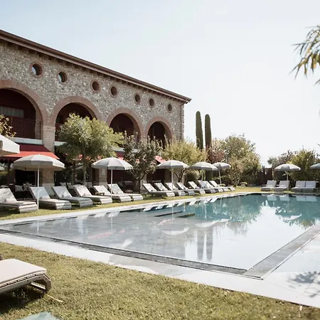 Le Greghe Suites-2
