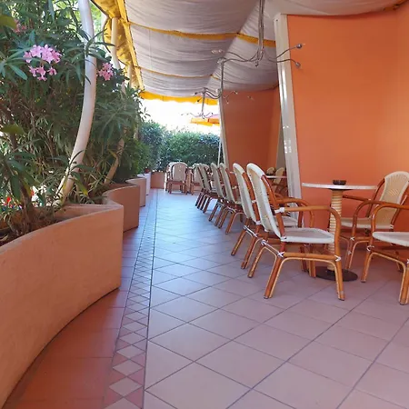 Hotel Joli-2
