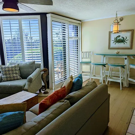 Shell Island Resort - All Oceanfront Suites-3