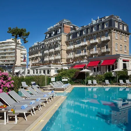Hôtel Barrière Le Royal La Baule-3