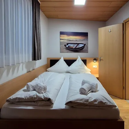 Hotel Seerose Lindau Bodensee-3