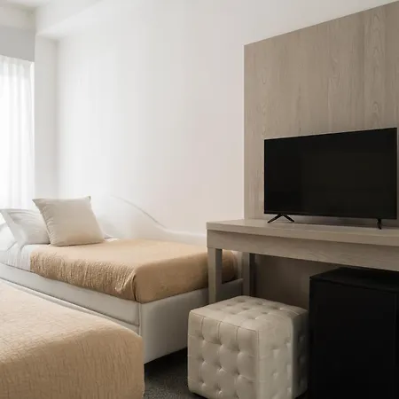 Hotel Corona-2