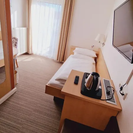 Hotel Garni-3