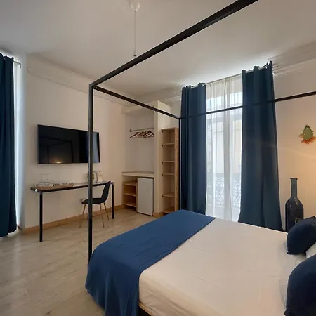 Casa Manfredi D'Angiò-2
