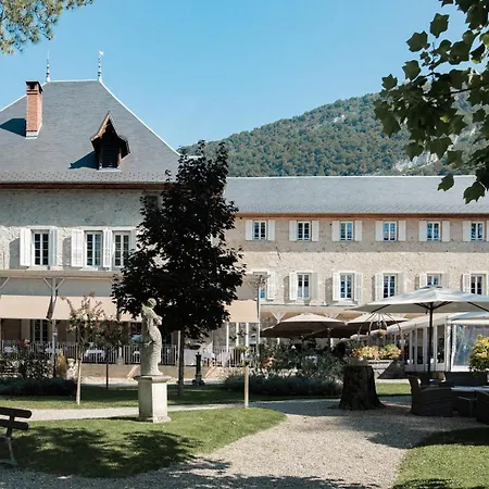 Château des Comtes de Challes-2